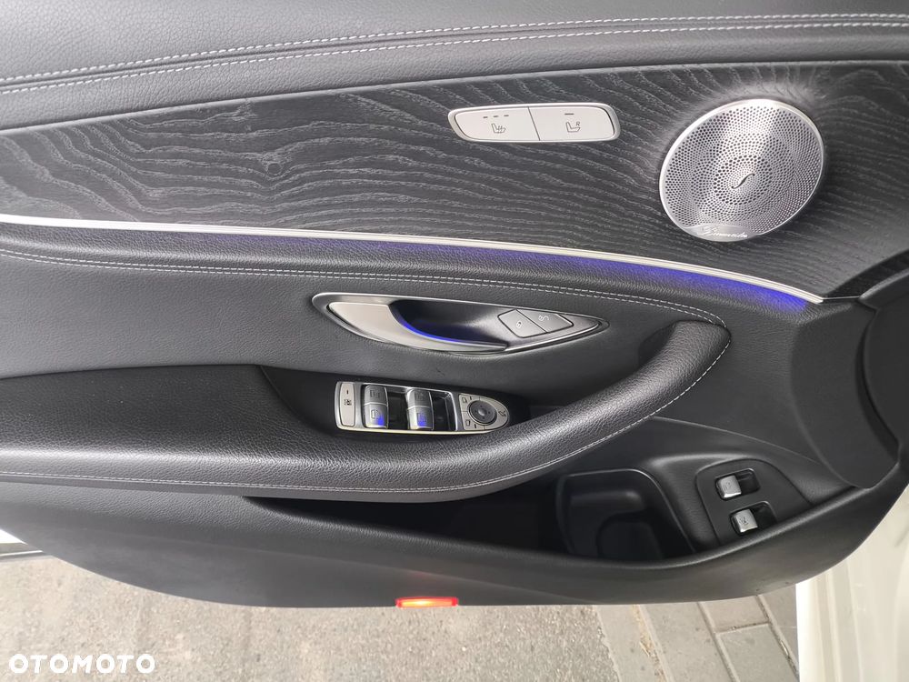 Mercedes-Benz Klasa E 400 d 4-Matic 9G-TRONIC - 18