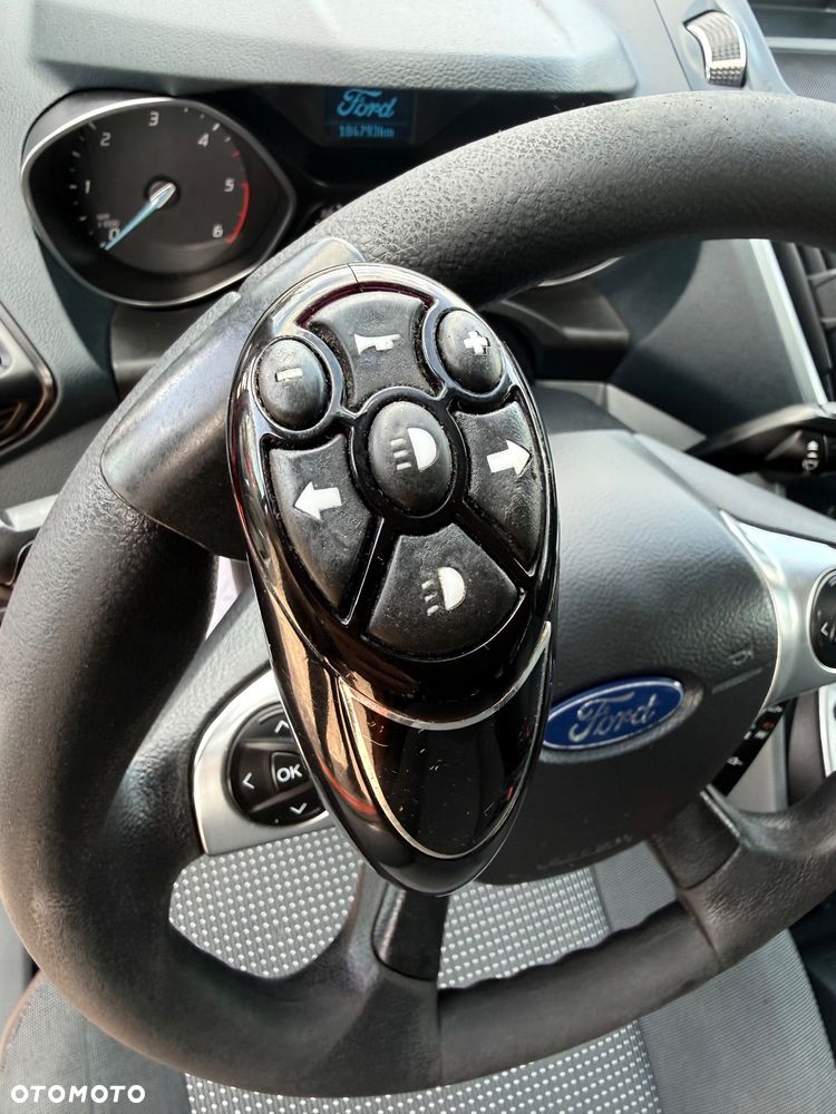 Ford C-MAX 2.0 TDCi Titanium - 17