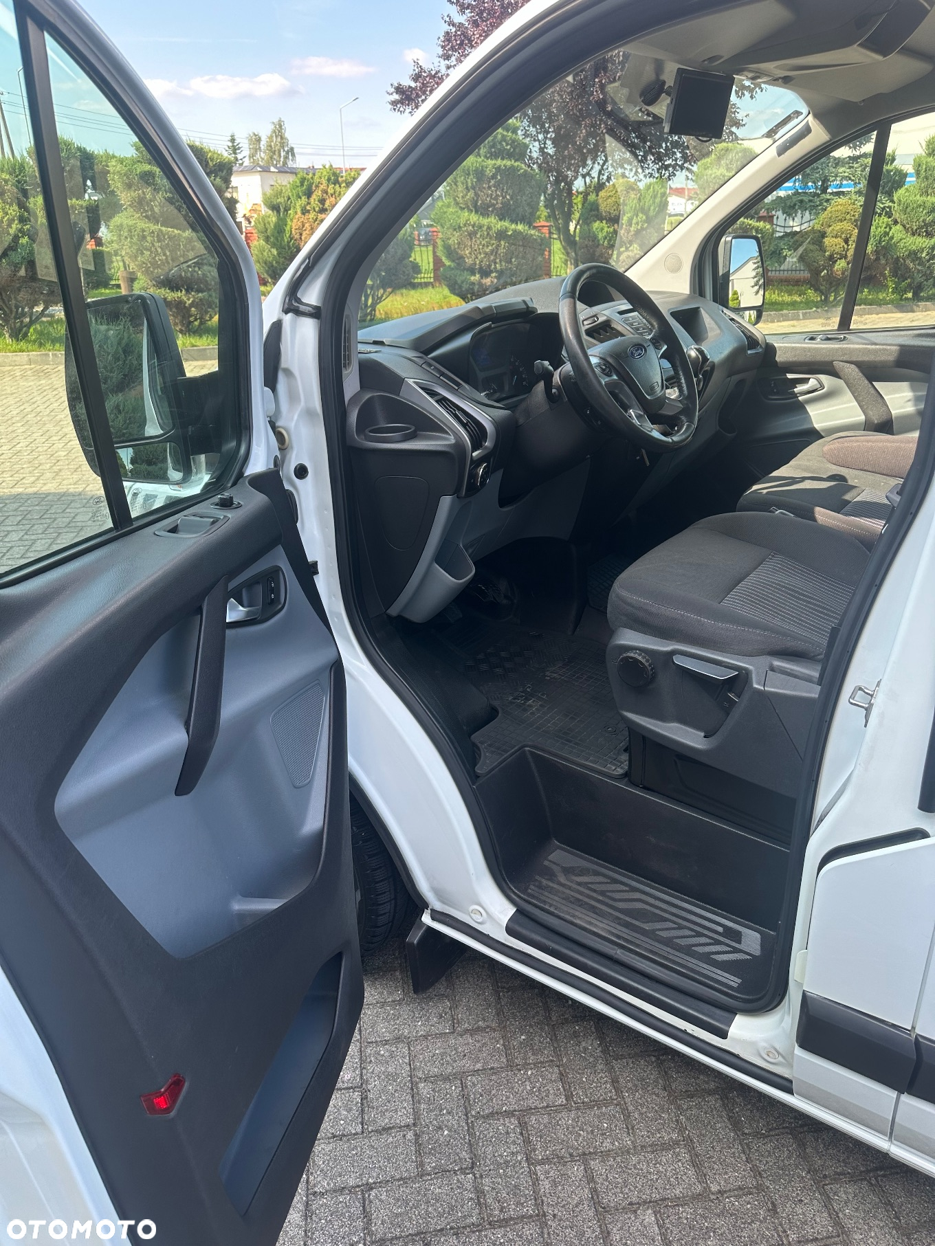 Ford Transit Custom - 19
