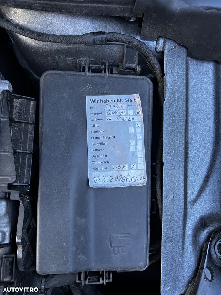 Volkswagen Golf 2.0 TDI SCR Life - 19