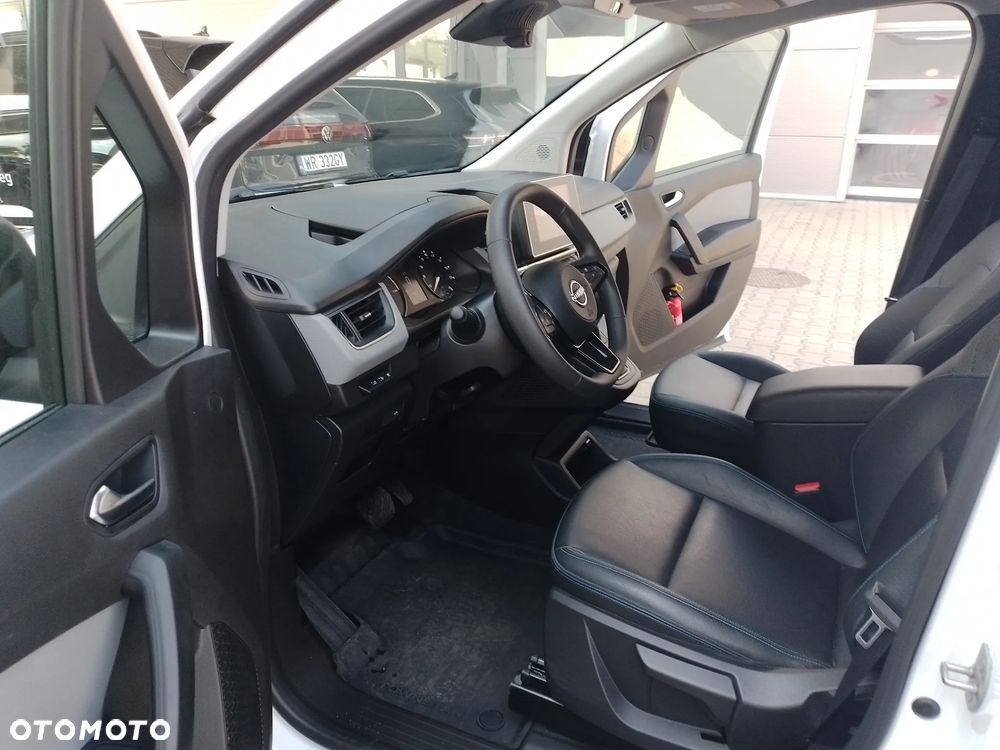 Nissan TOWNSTAR - 9
