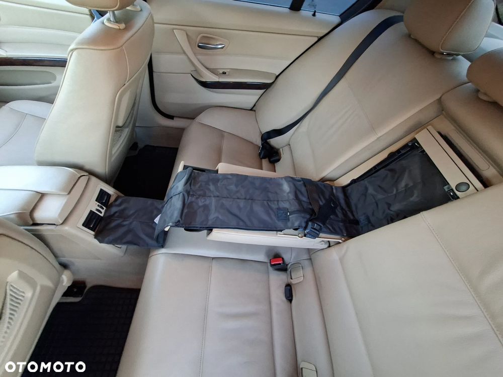BMW Seria 3 - 28