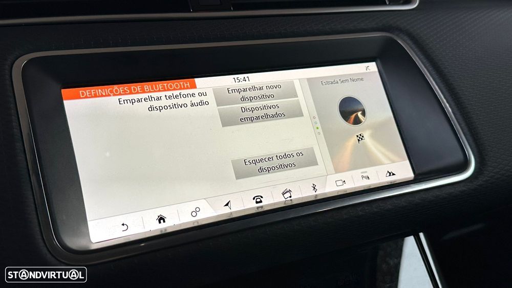 Land Rover Range Rover Evoque 2.0 D150 AWD HSE Auto - 24