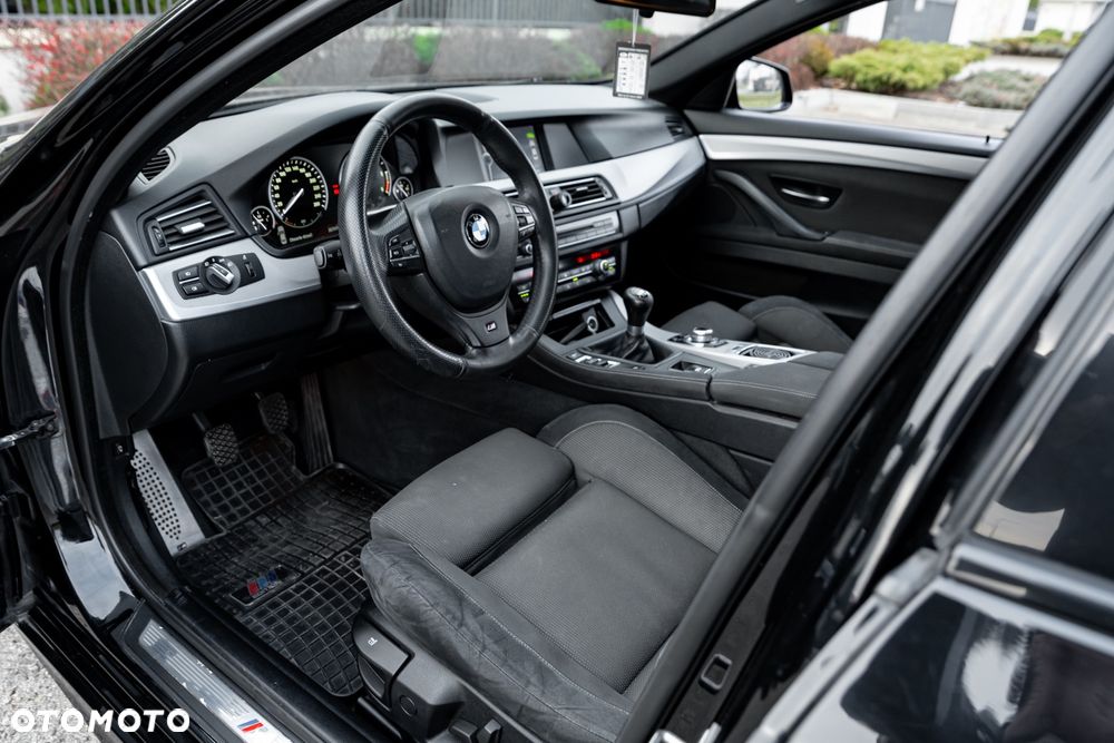 BMW Seria 5 ver-xdrive20d - 16