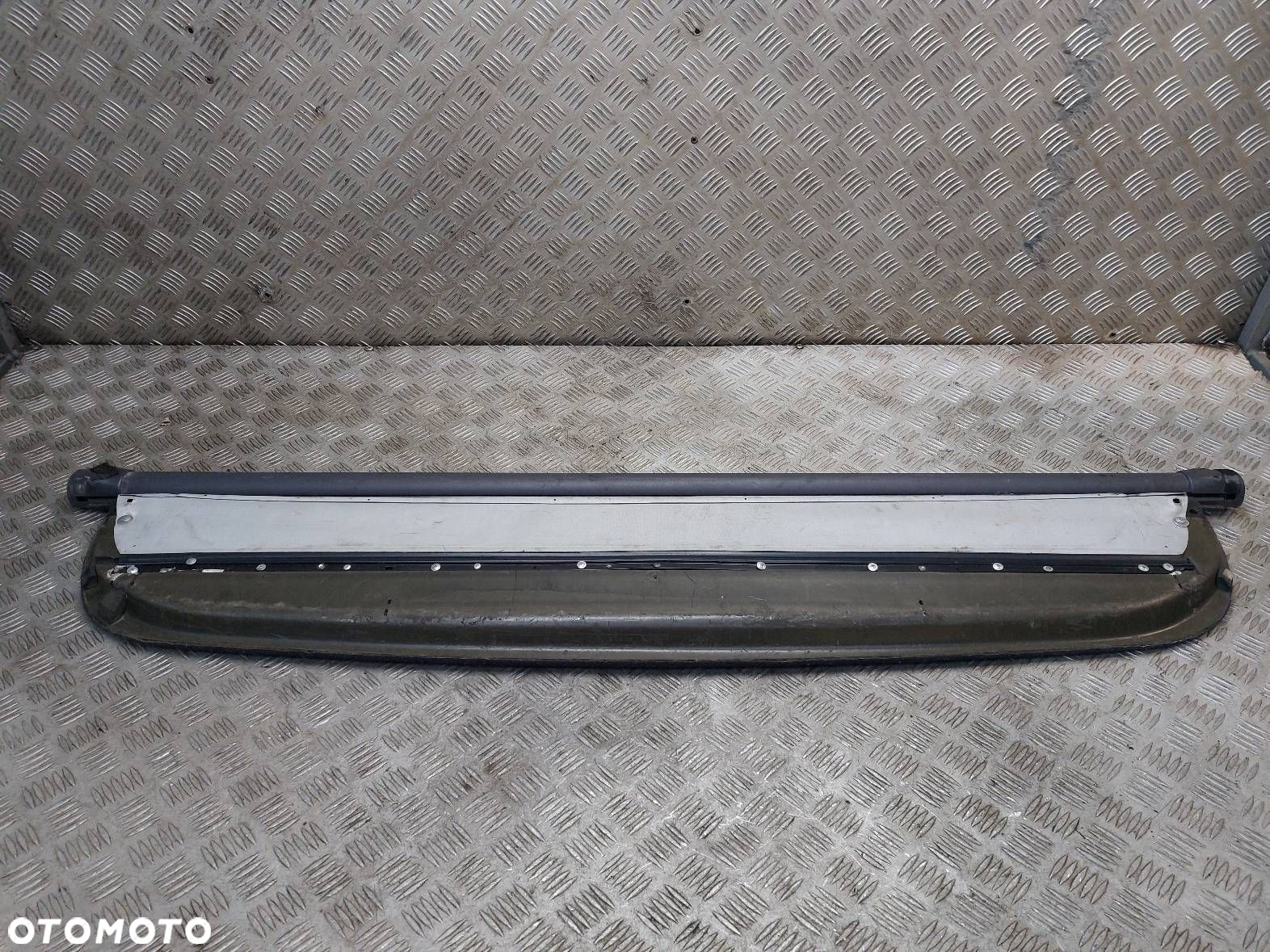 ROLETA BAGAŻNIKA RENAULT ESPACE III - 3