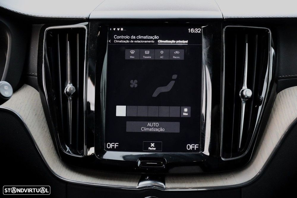 Volvo XC 60 2.0 D4 Inscription Geartronic - 23