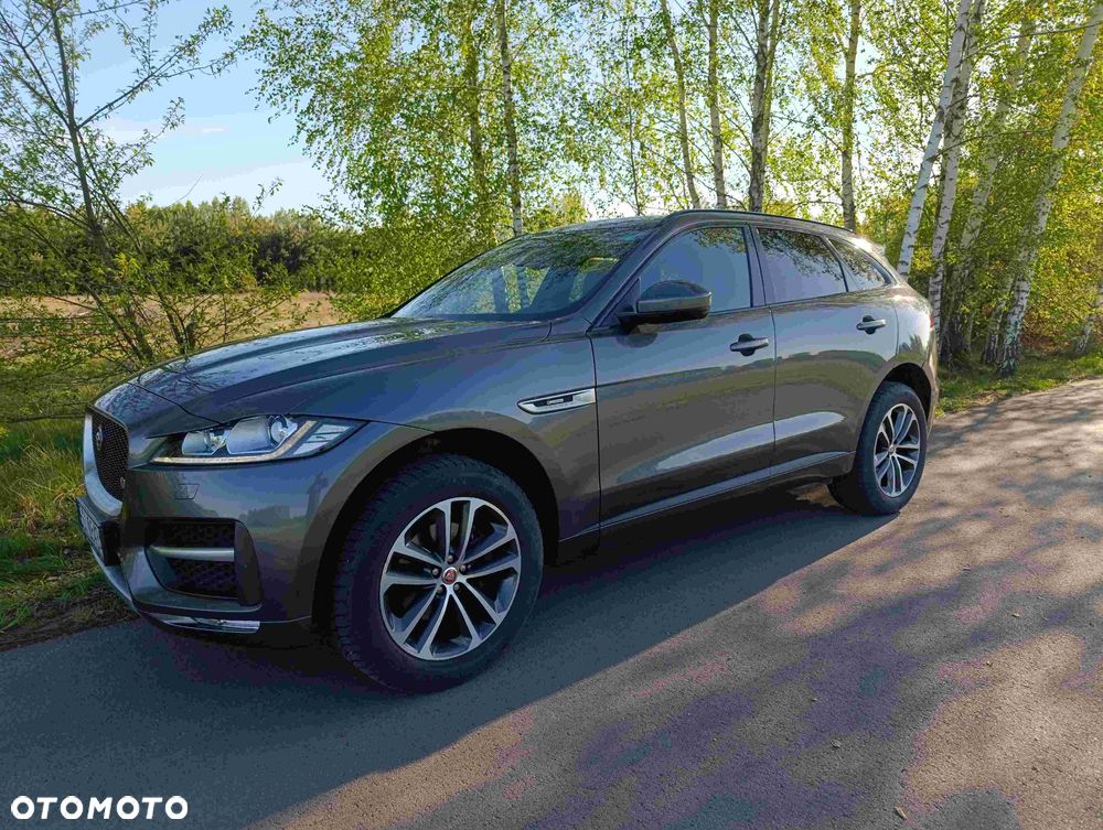 Jaguar F-Pace 2.0 i4D AWD R-Sport - 9