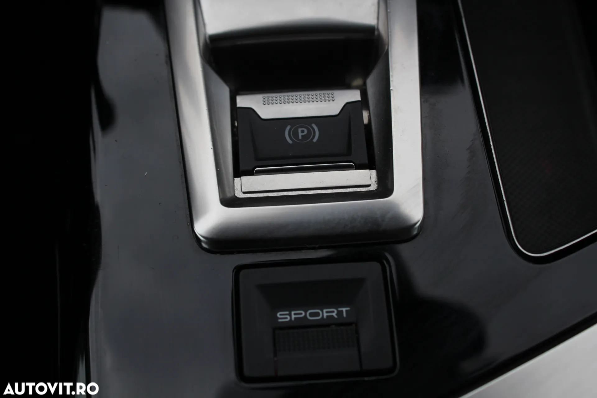 Peugeot 3008 BlueHDi 130 Stop & Start EAT8 Active Business-Paket - 17
