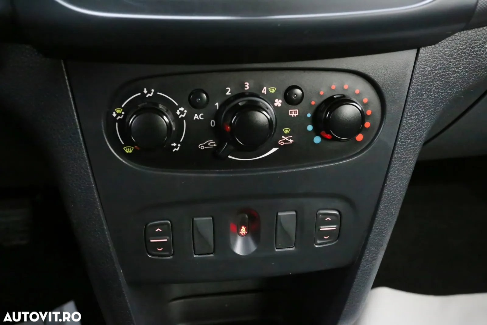 Dacia Logan MCV 1.2 Laureate - 22