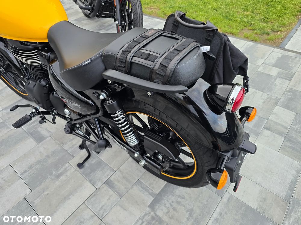 Royal Enfield Meteor - 18