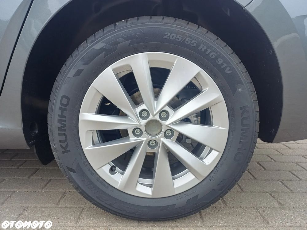 Skoda Scala 1.5 TSI Drive DSG - 11