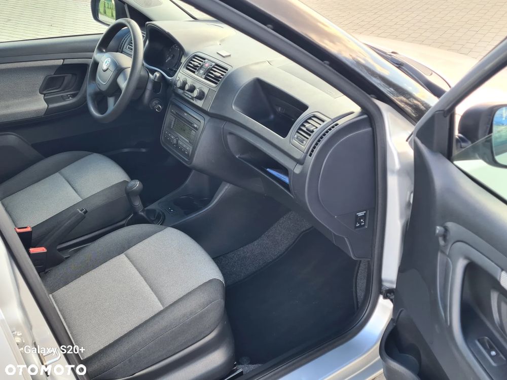 Skoda Fabia - 10