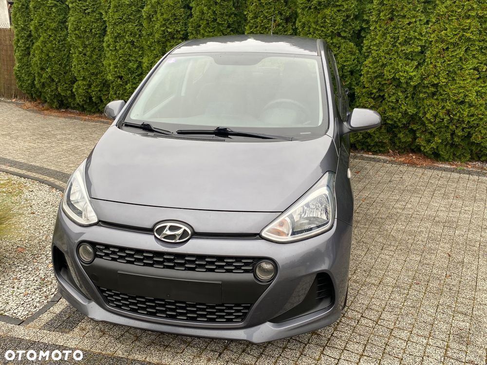 Hyundai i10 1.0 - 18