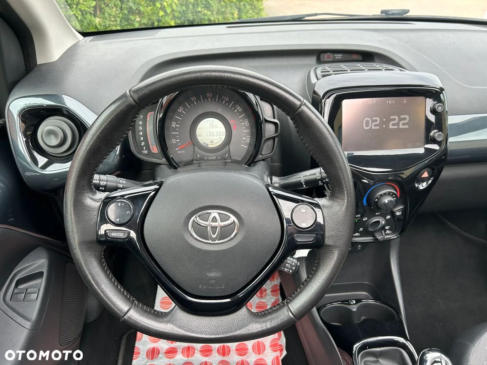 Toyota Aygo x-play Edition S+ - 17