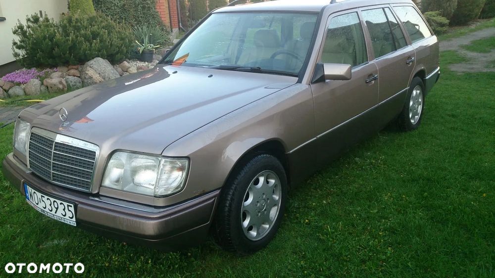 Mercedes-Benz Klasa E - 1