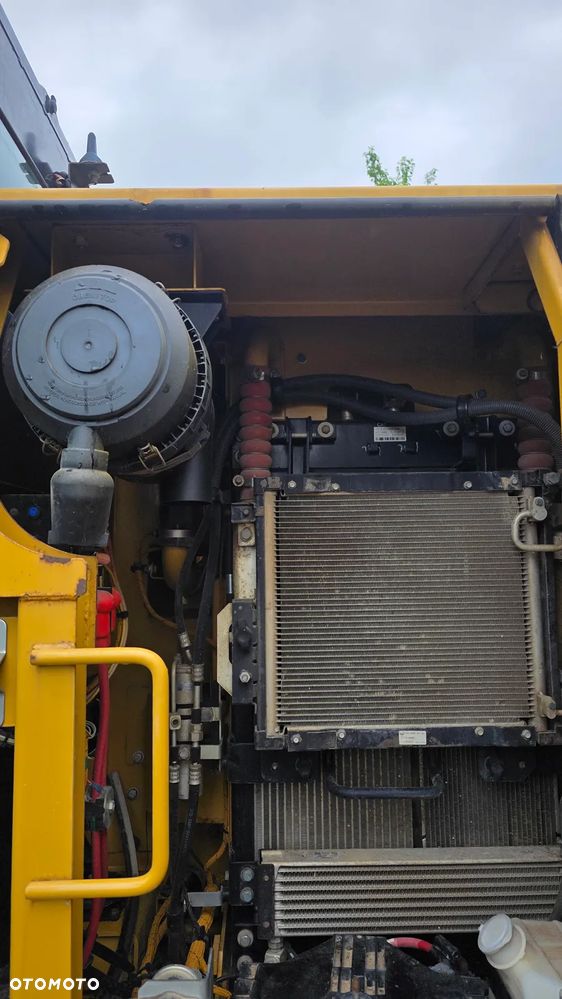 Caterpillar 312E - 11