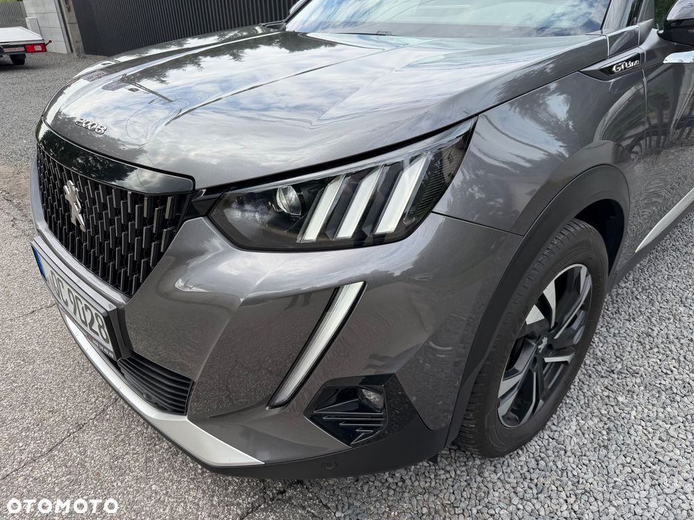 Peugeot 2008 - 10