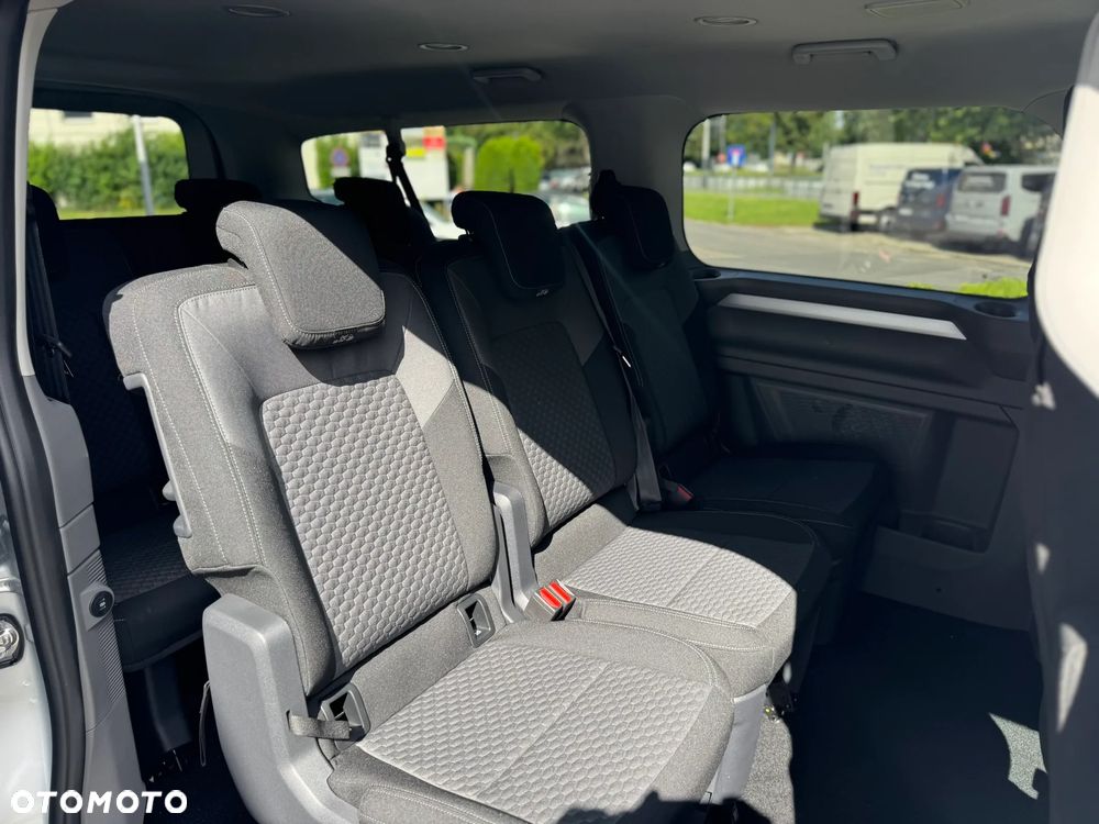 Volkswagen Caravelle 2.0 TDI L2 4Motion Life - 20