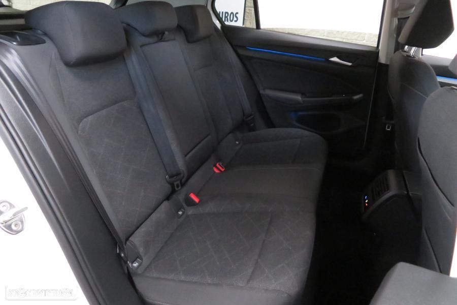 VW Golf 1.0 TSI Life - 26