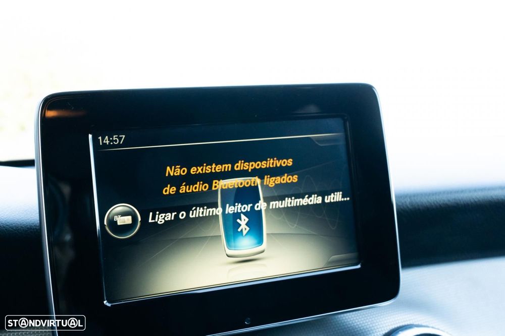 Mercedes-Benz CLA 180 d Shooting Brake Urban - 14
