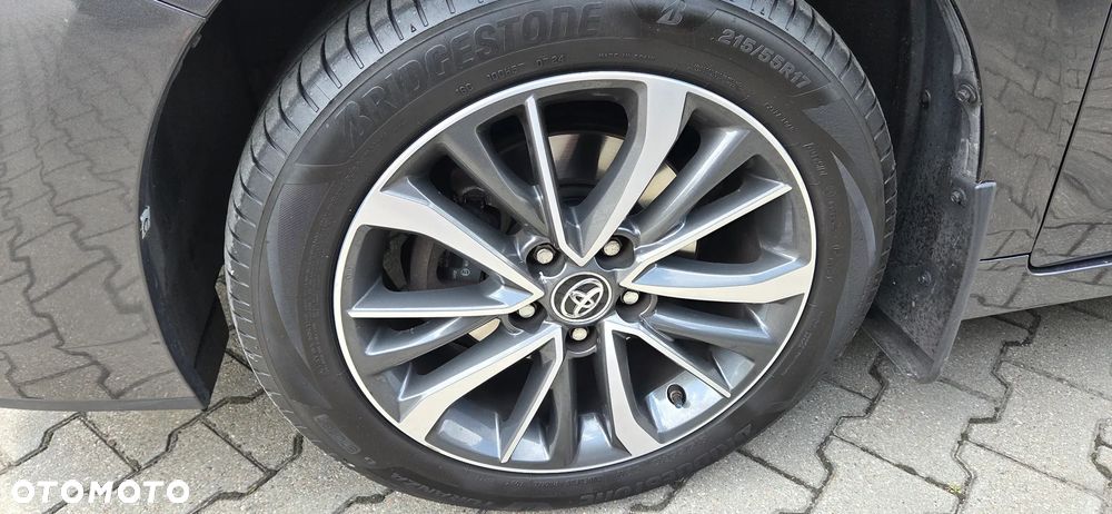 Toyota Verso 1.8 Premium EU5 7os - 33