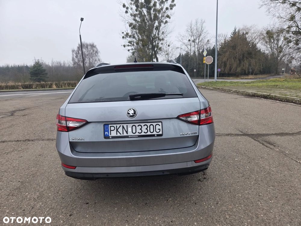 Skoda Superb 2.0 TDI Active - 20