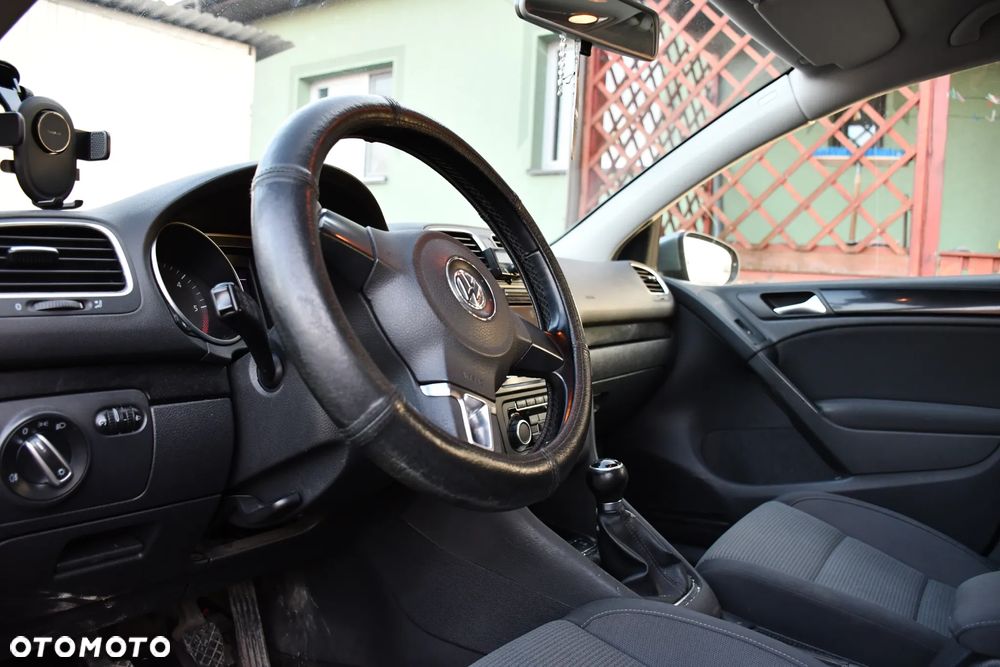 Volkswagen Golf 1.6 TDI Comfortline - 12