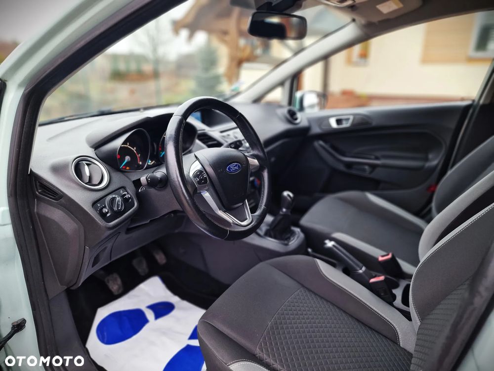 Ford Fiesta 1.0 EcoBoost S&S TITANIUM - 25