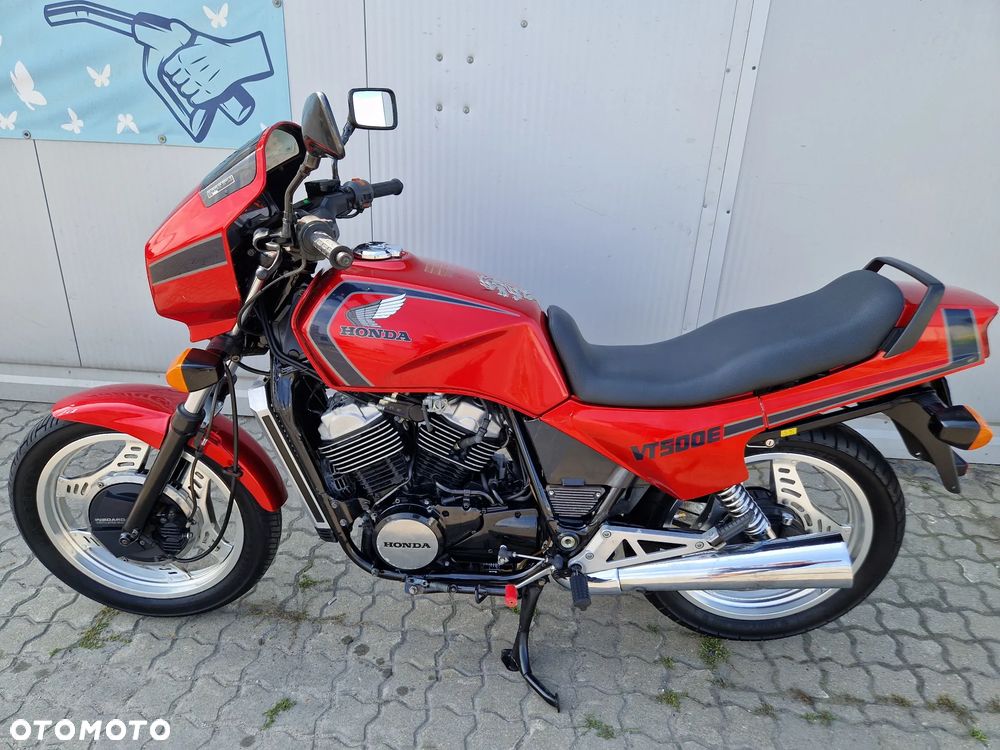 Honda VT - 5