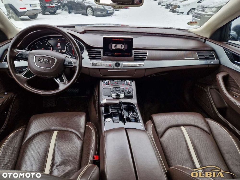 Audi A8 - 5