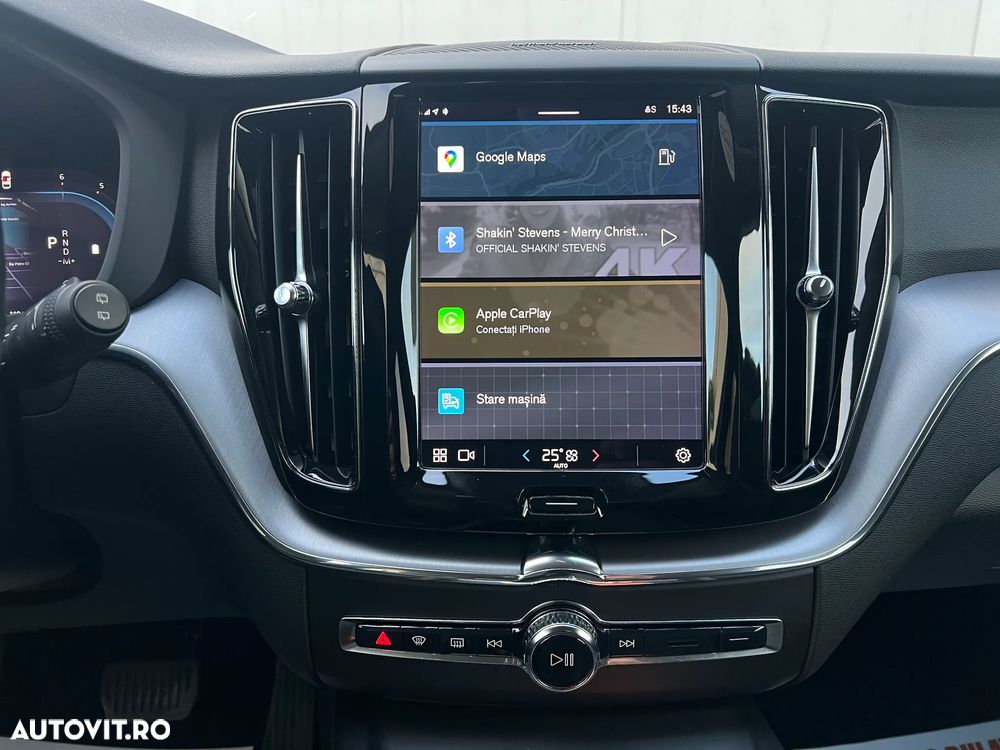 Volvo XC 60 B4 D AWD Geartronic Momentum Pro - 14