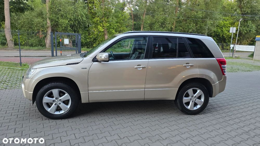 Suzuki Grand Vitara 1.9 DDiS De Luxe EU5 - 2