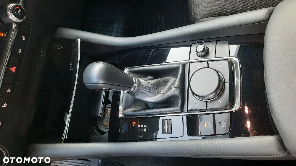 Mazda 3 - 13