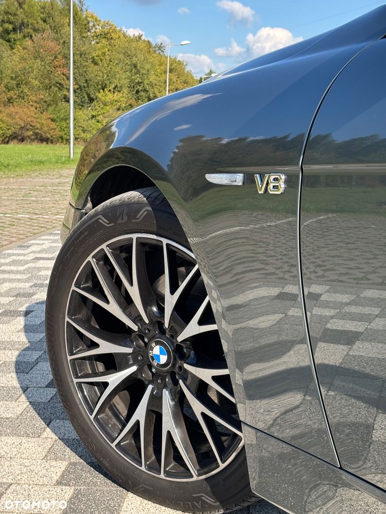 BMW Seria 7 745i - 13