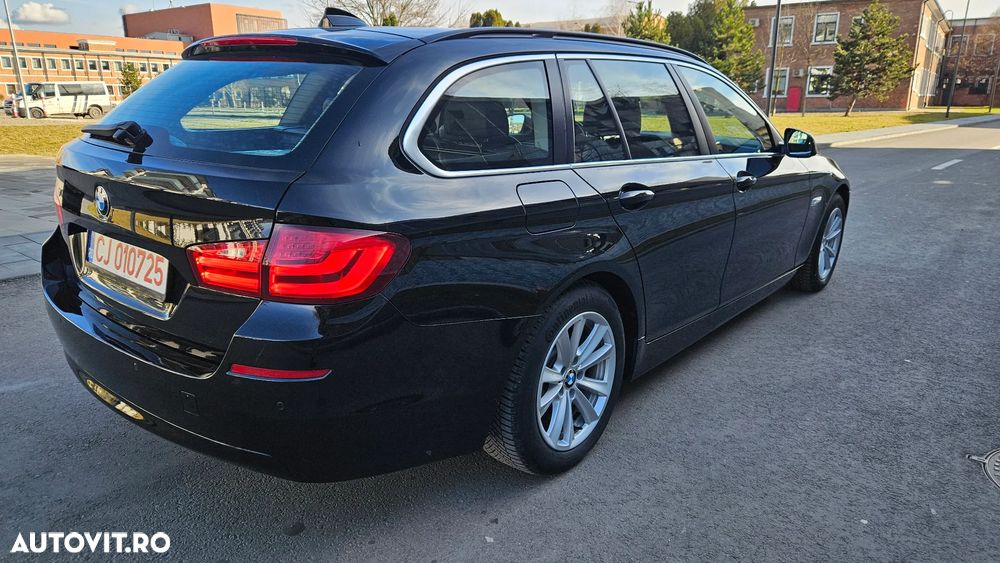 BMW Seria 5 520d Aut. Modern Line - 3