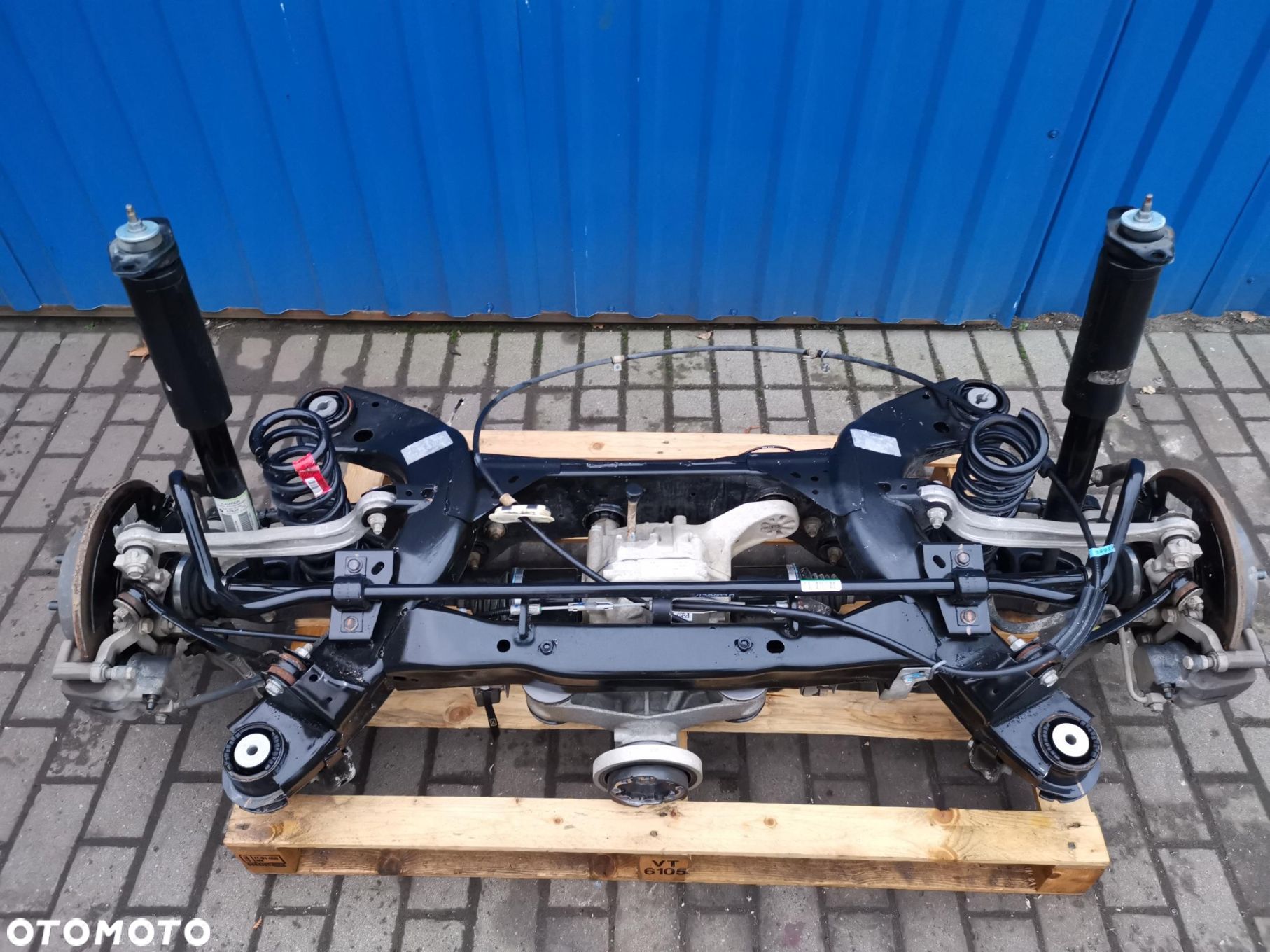 DODGE CHALLENGER 15- ZAWIESZENIE TYL TYLNE KOMPLETNE 3.6B - 1