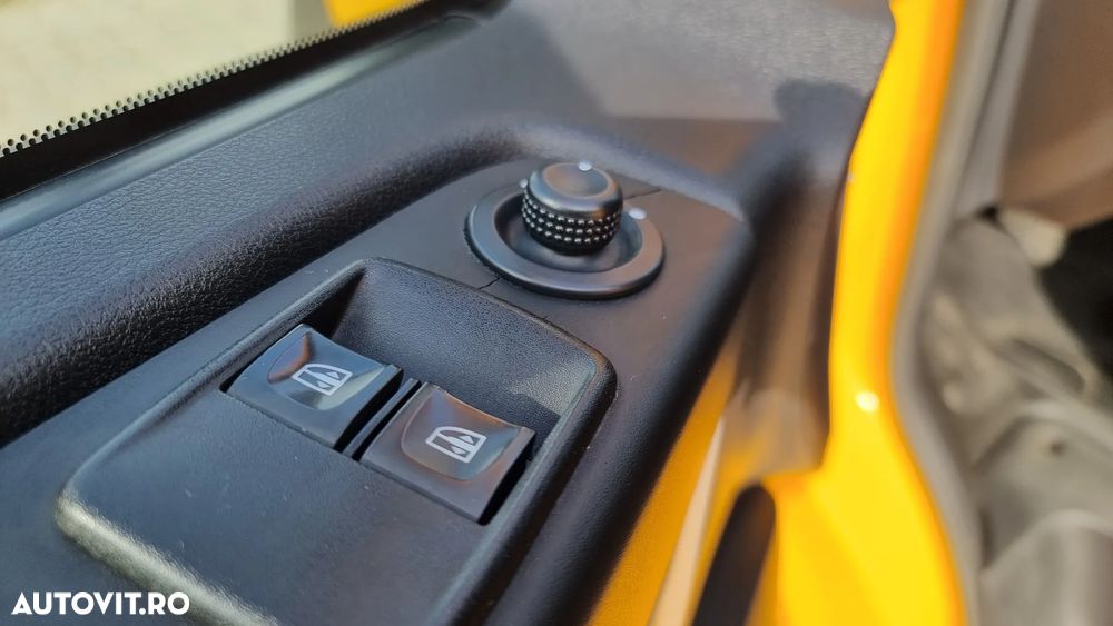 Renault Trafic - 14
