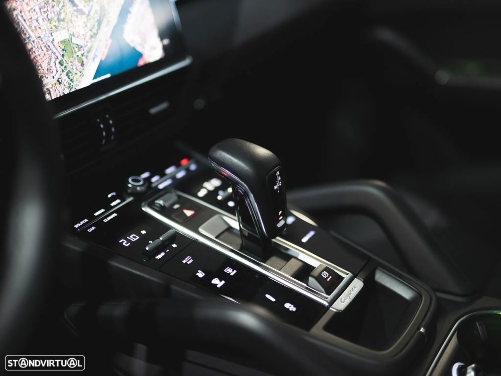 Porsche Cayenne Coupé E-Hybrid - 20