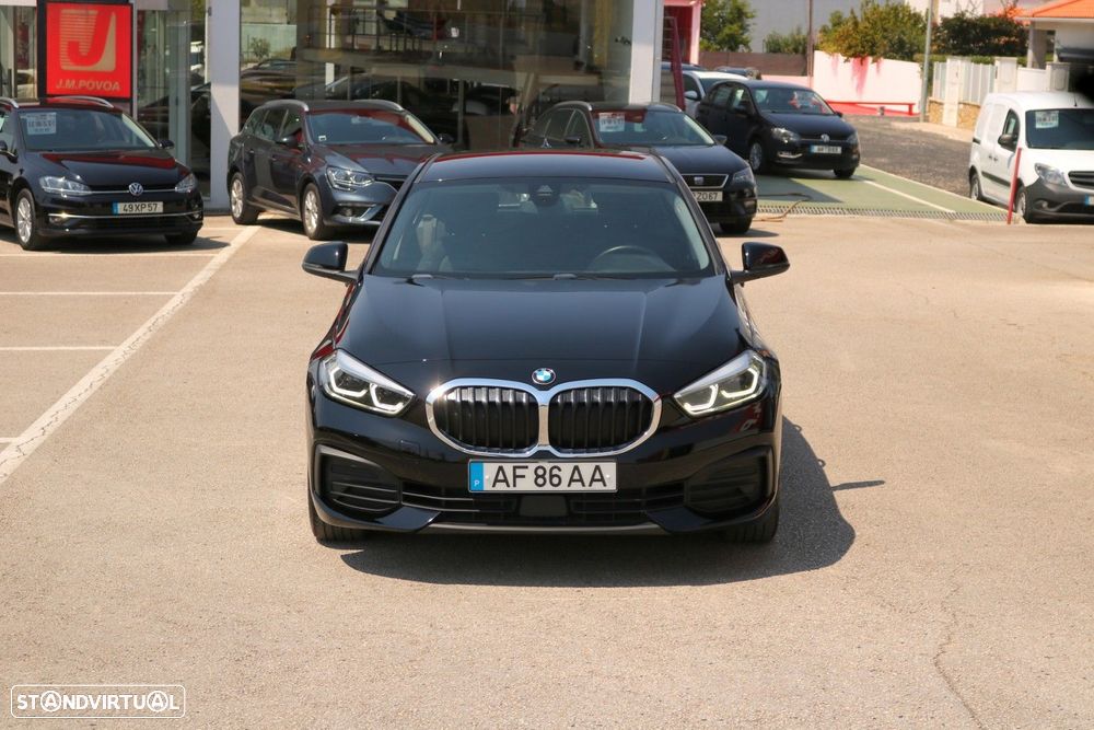 BMW 118 d Pack Desportivo M — fotografia 3