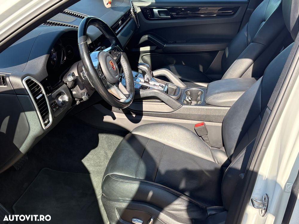 Porsche Cayenne Standard - 14