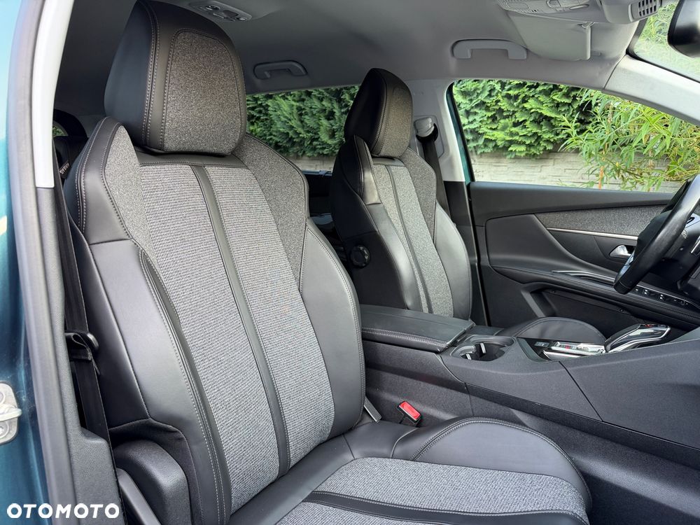 Peugeot 5008 - 12