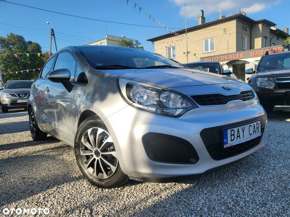 Kia Rio - 5