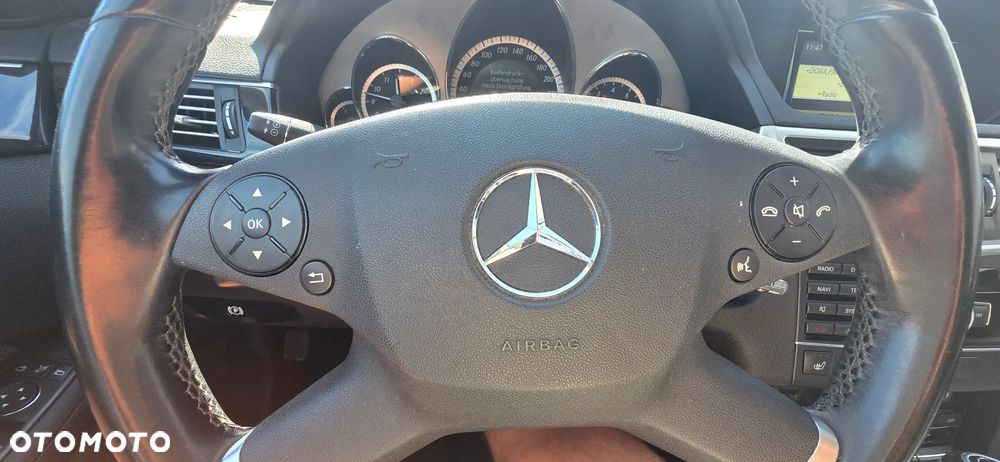 Mercedes-Benz Klasa E - 27