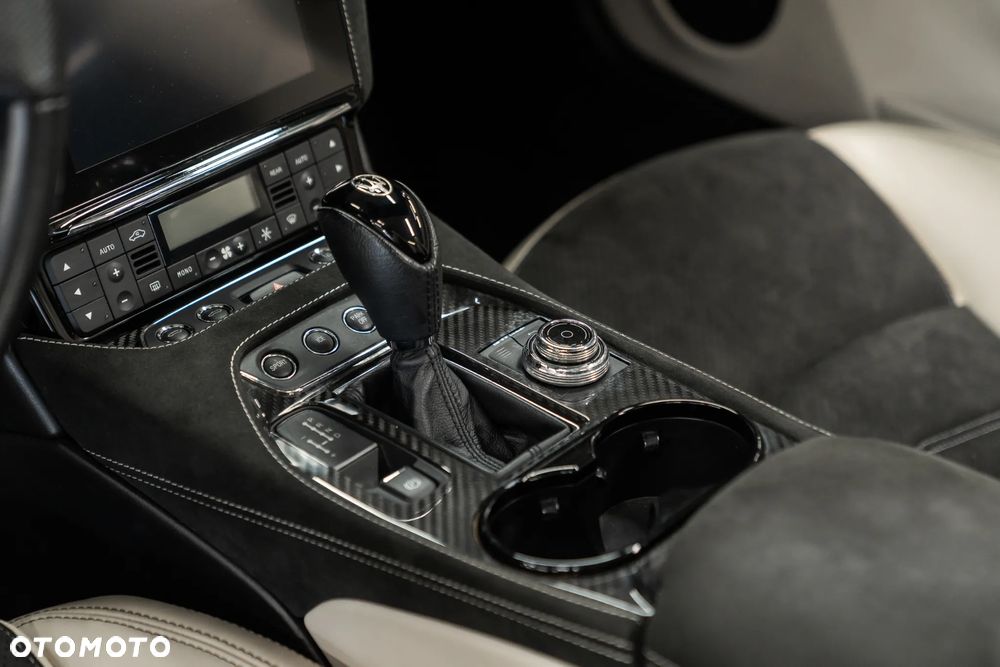 Maserati GranTurismo S - 28