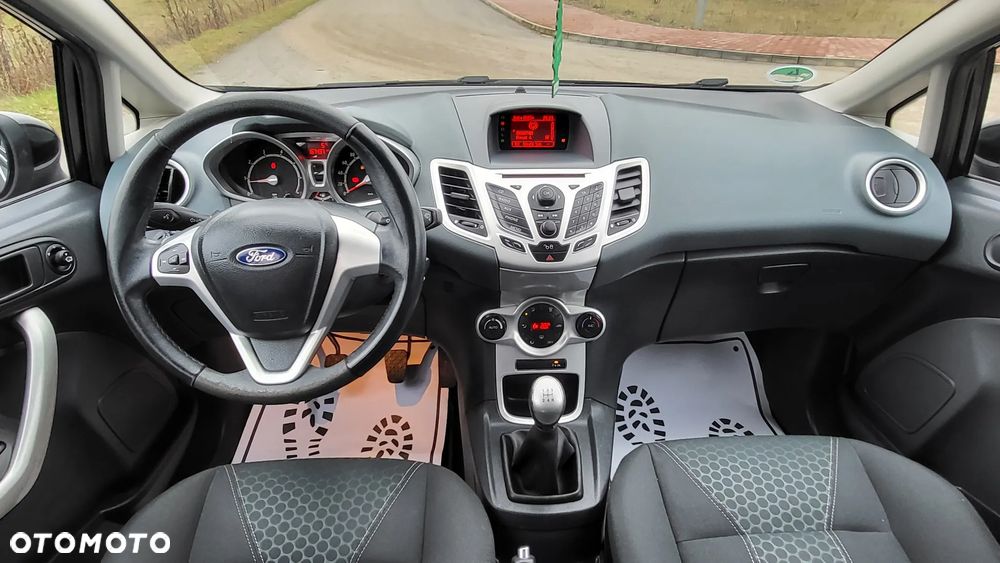 Ford Fiesta 1.4 Platinium X - 21