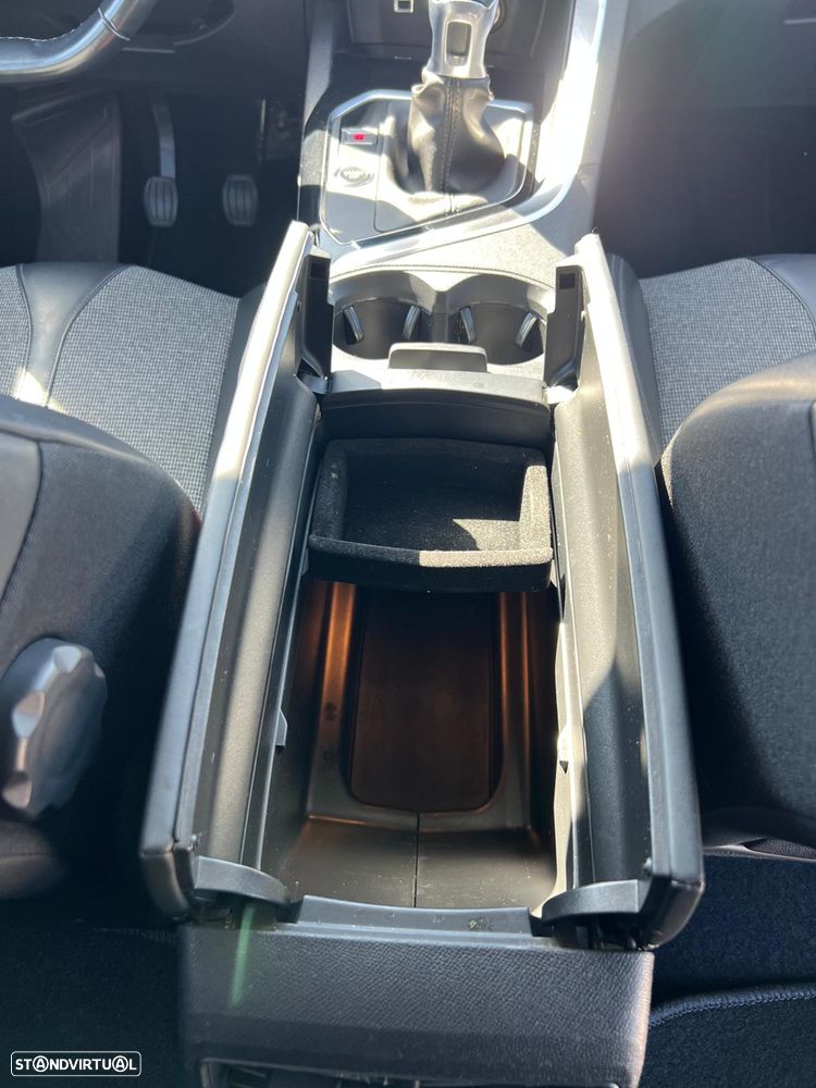 Peugeot 3008 1.5 BlueHDi Allure - 9