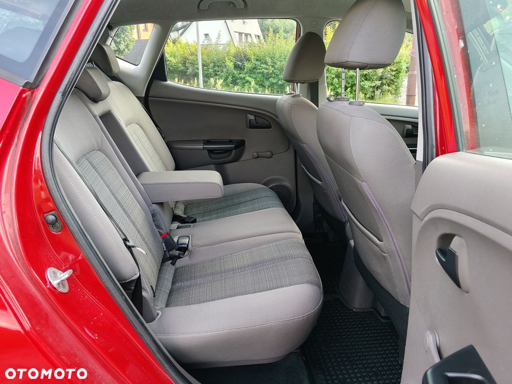 Kia Venga 1.4 L - 16