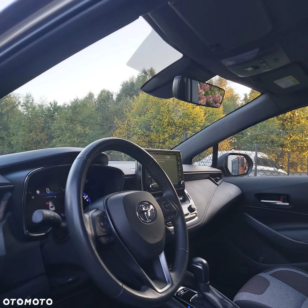 Toyota Corolla - 9