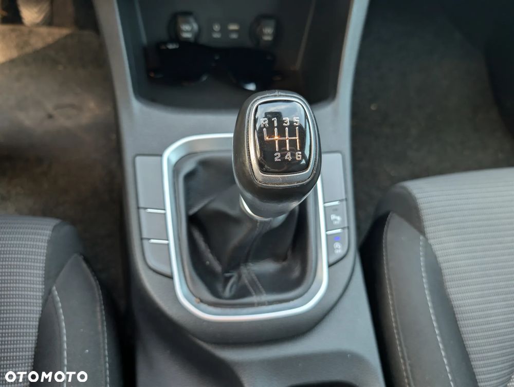 Hyundai i30 - 19