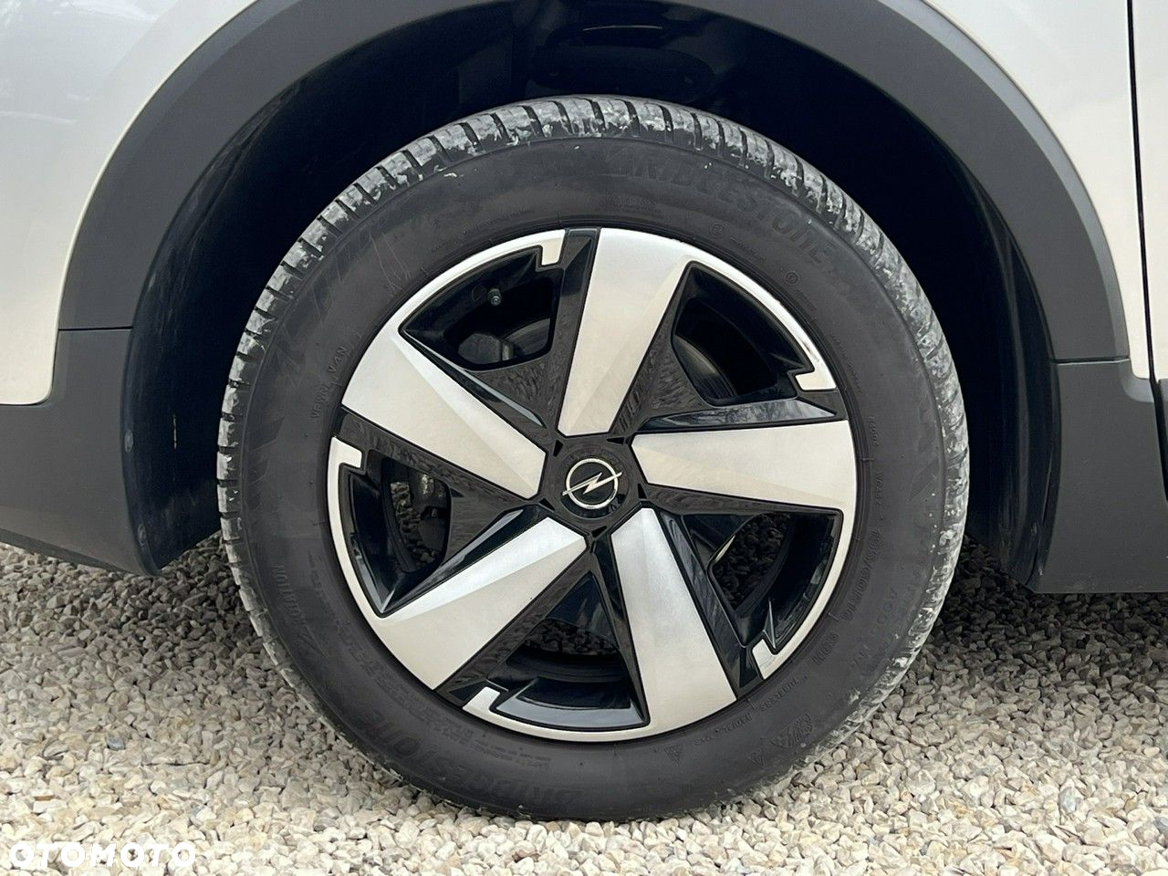 Opel Crossland X - 8